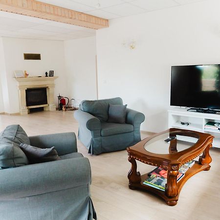 Konrad Family Guesthouse Kuressaare Eksteriør billede