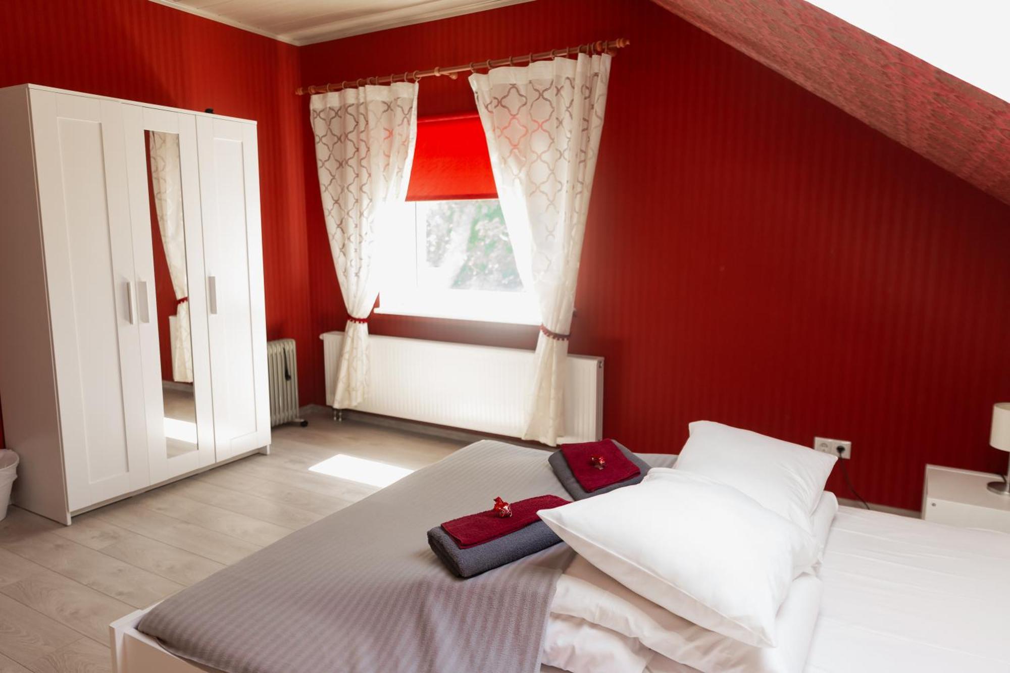 Konrad Family Guesthouse Kuressaare Værelse billede
