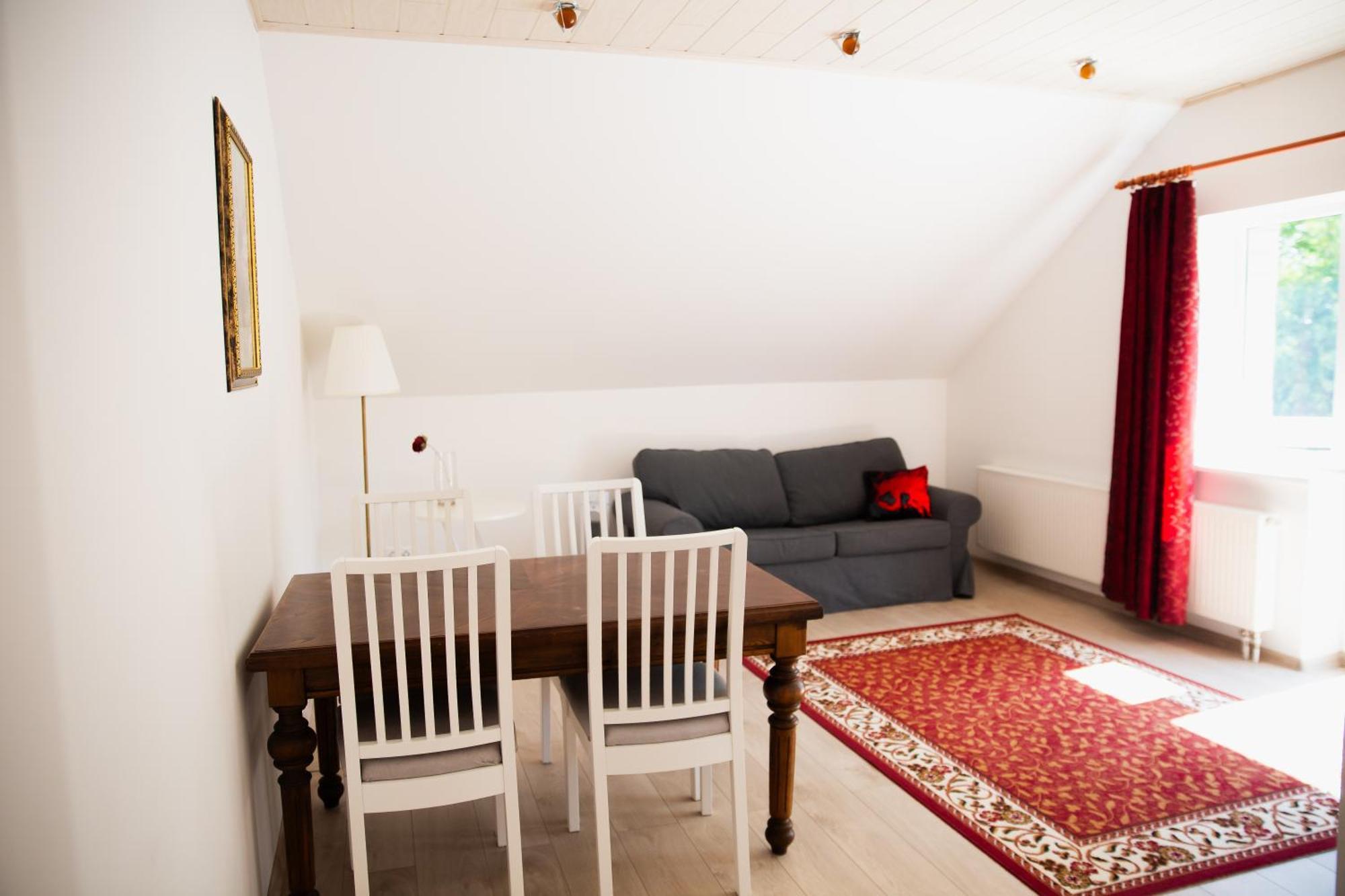 Konrad Family Guesthouse Kuressaare Værelse billede